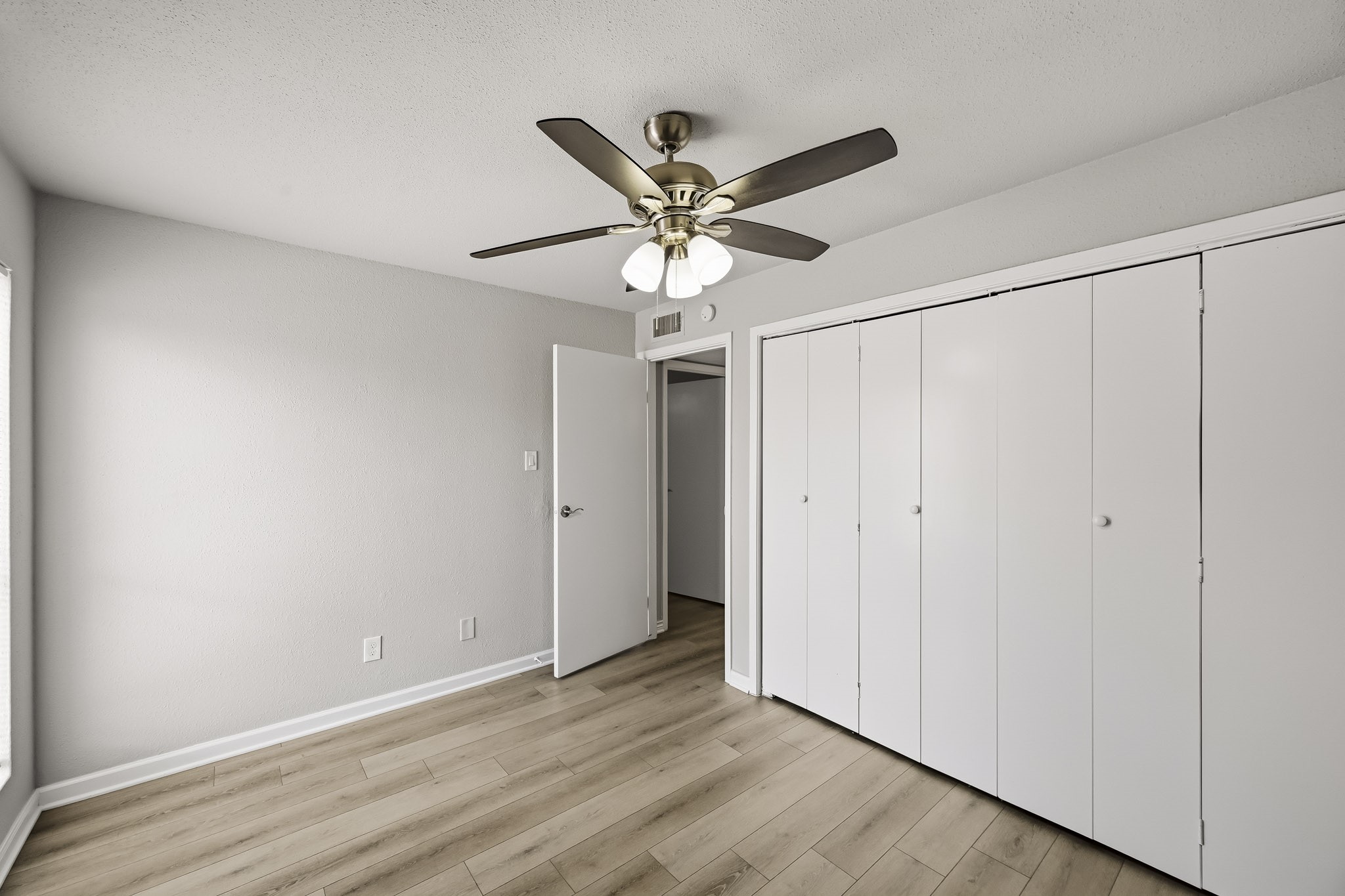 12955 Woodforest Boulevard 26 Property Photo 13
