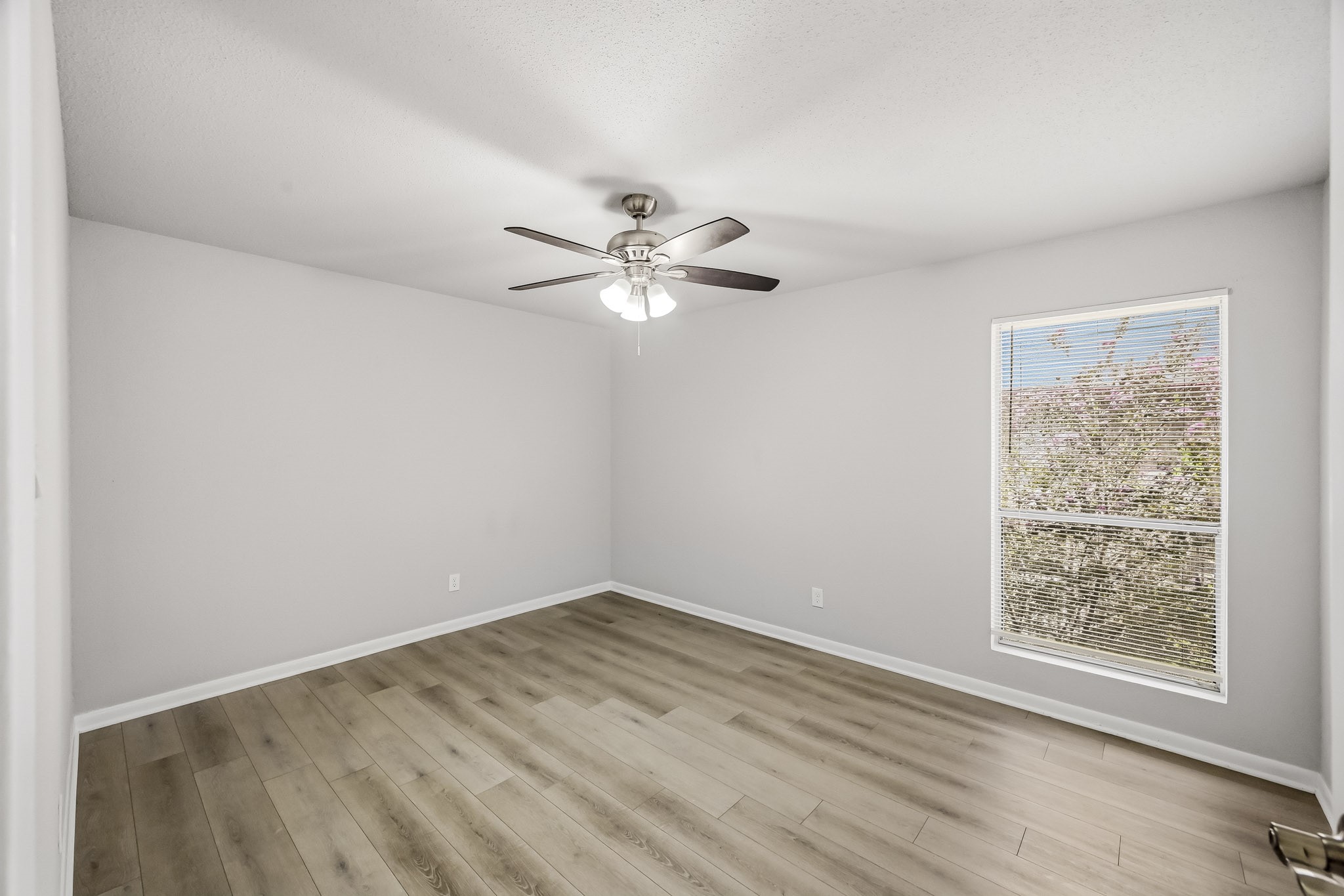 12955 Woodforest Boulevard 26 Property Photo 14