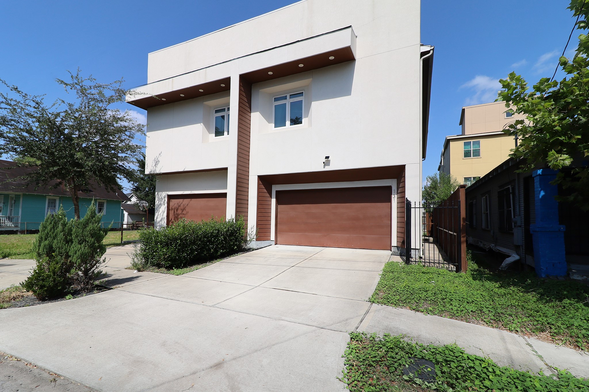 131 N Kendall Street Property Photo 1