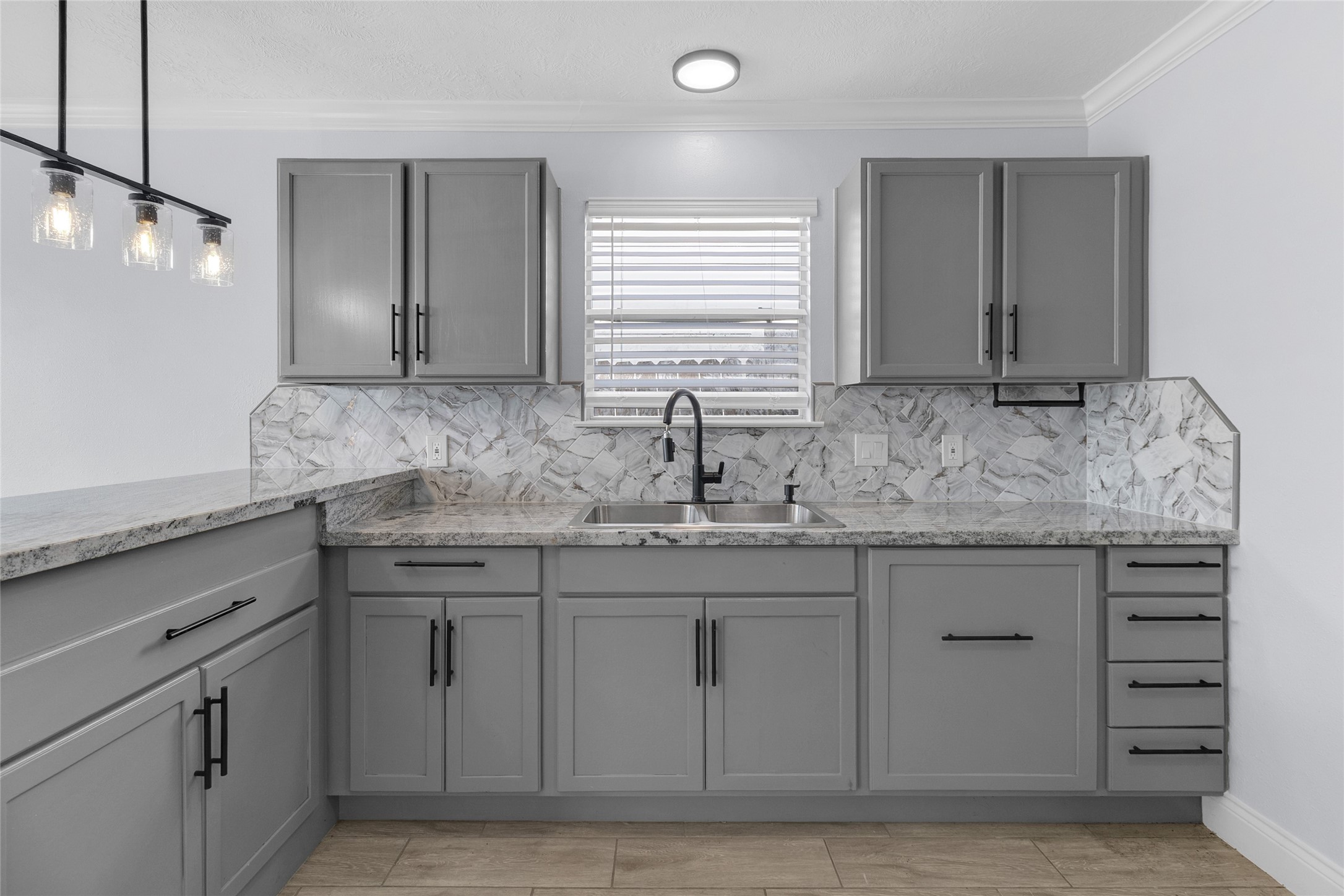 11410 Sunburst Falls Drive Property Photo 14