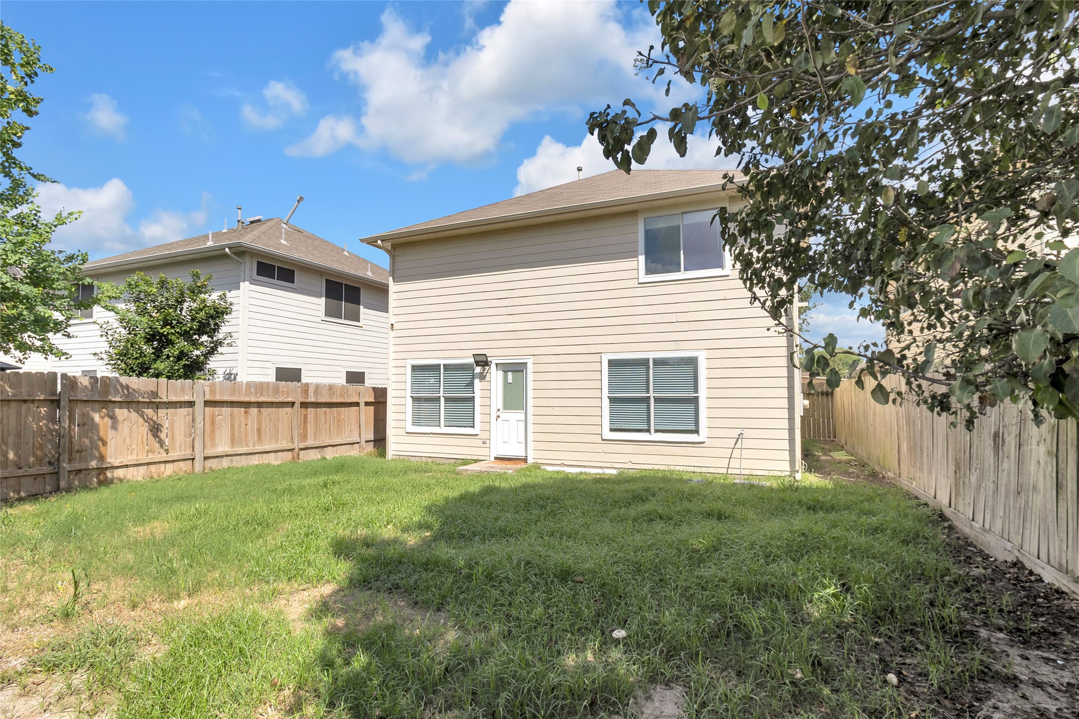 11410 Sunburst Falls Drive Property Photo 30
