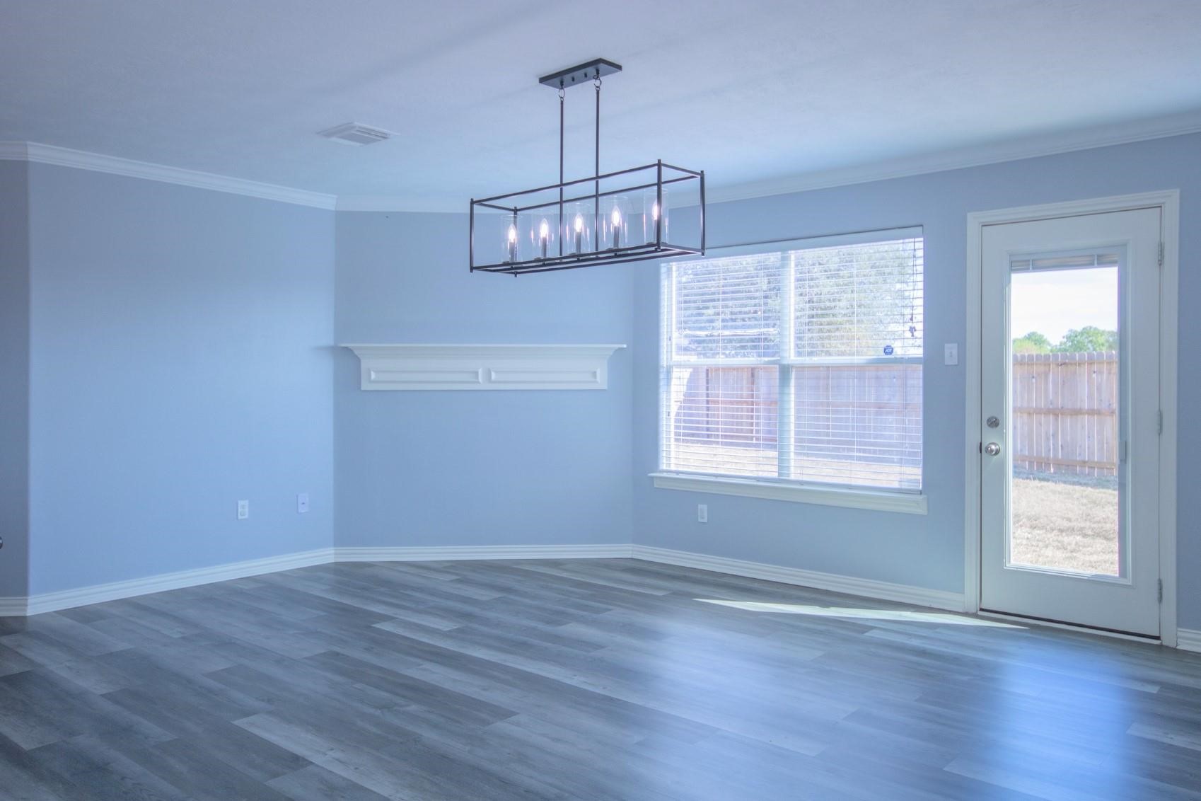 2814 Morton Cove Lane Property Photo 10