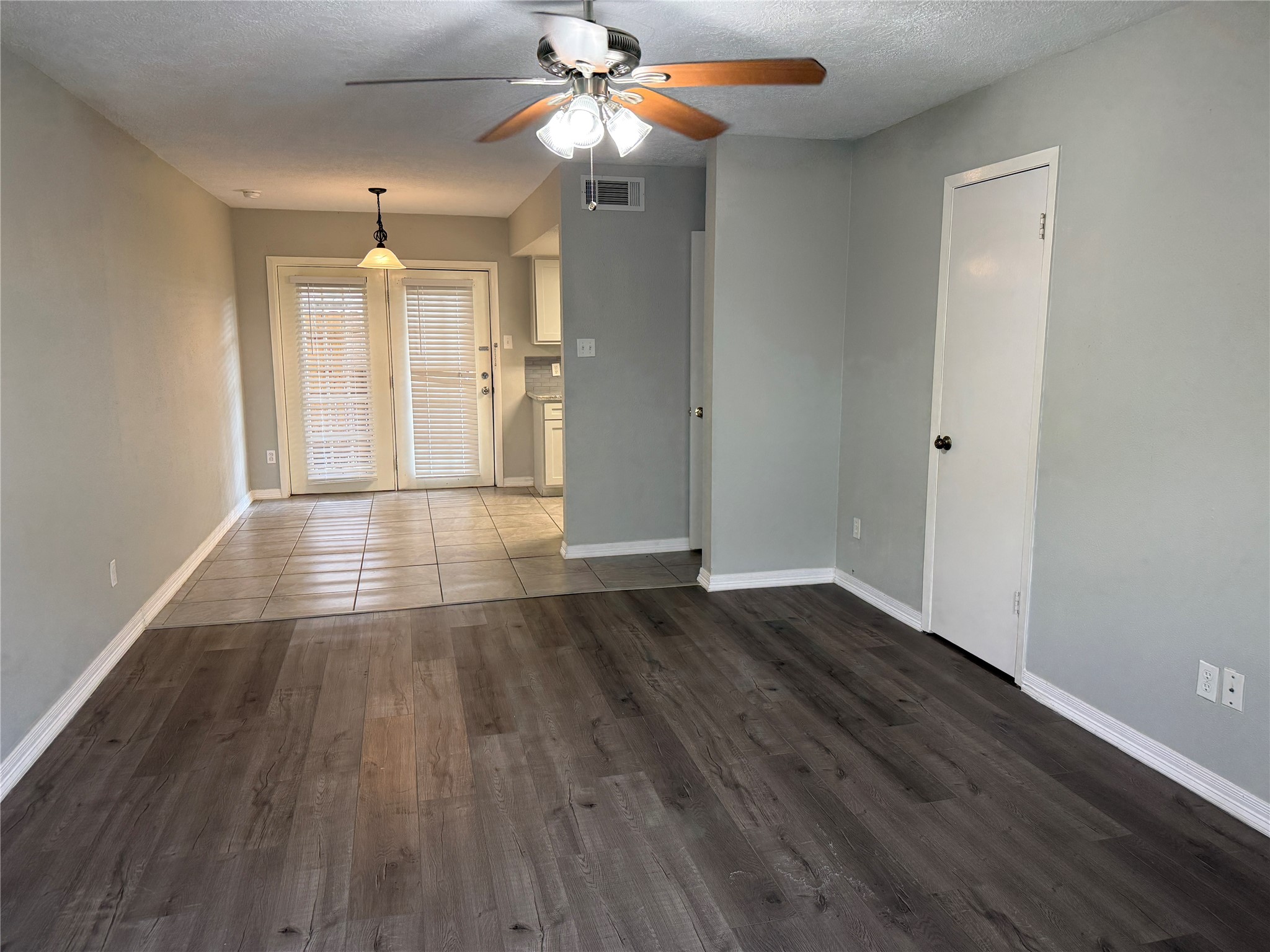 8730 Glen Meadow Lane Property Photo 7