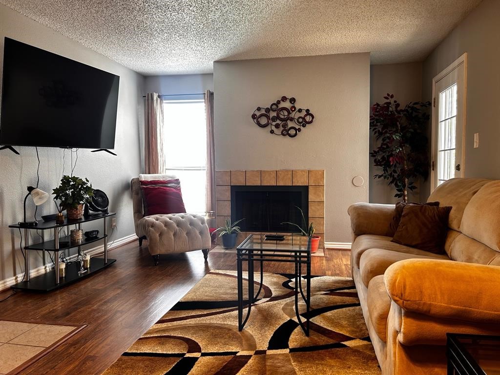 2501 Gulf Freeway 8a Property Photo 1