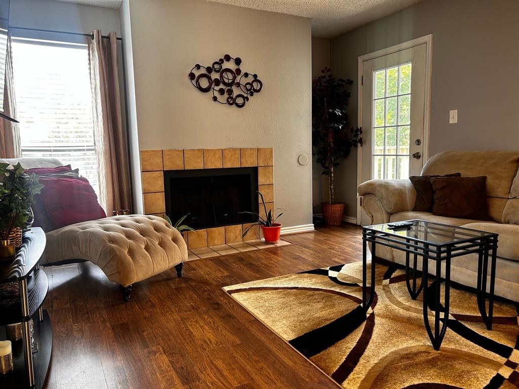 2501 Gulf Freeway 8a Property Photo 7