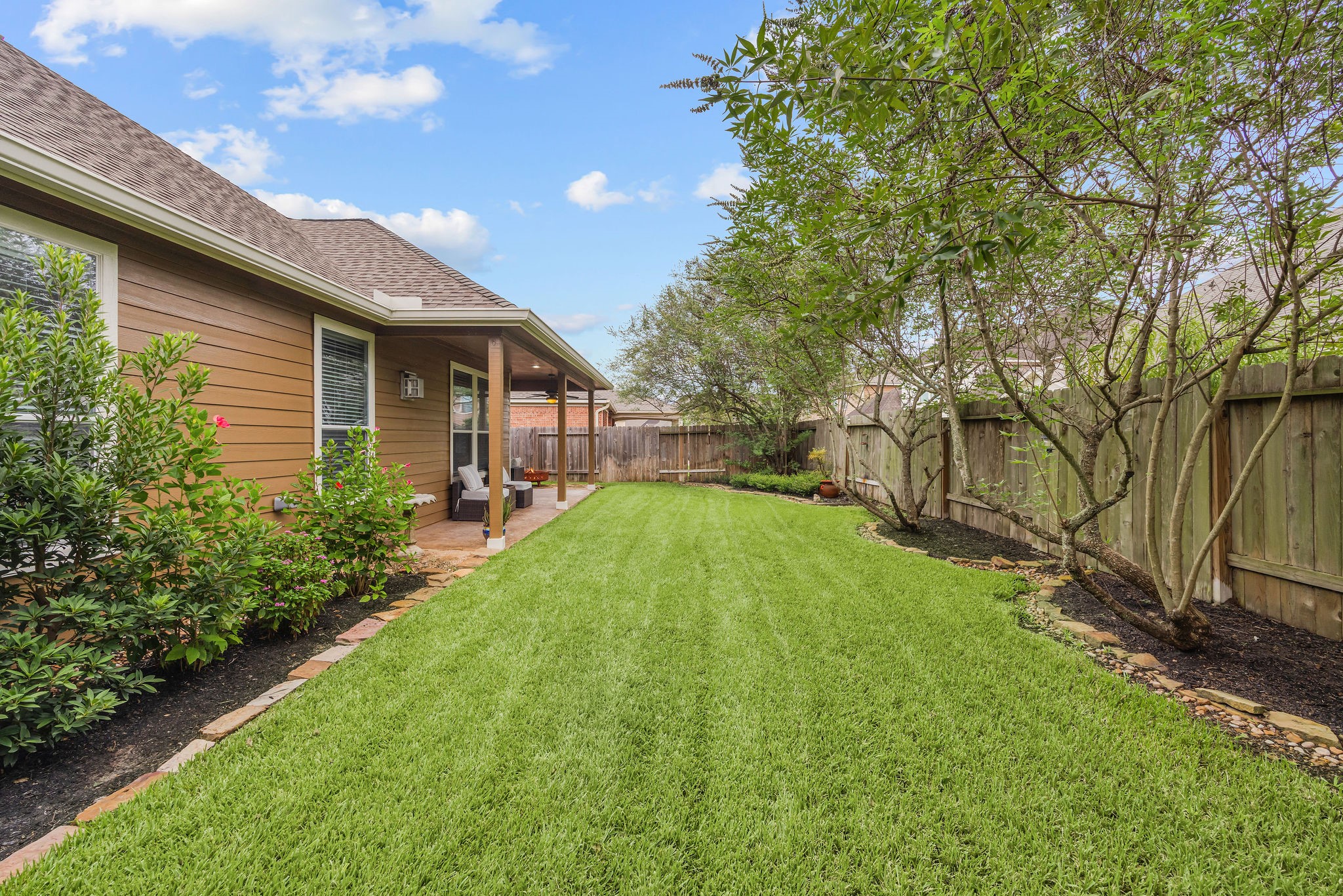 25823 Celtic Terrace Drive Property Photo 6