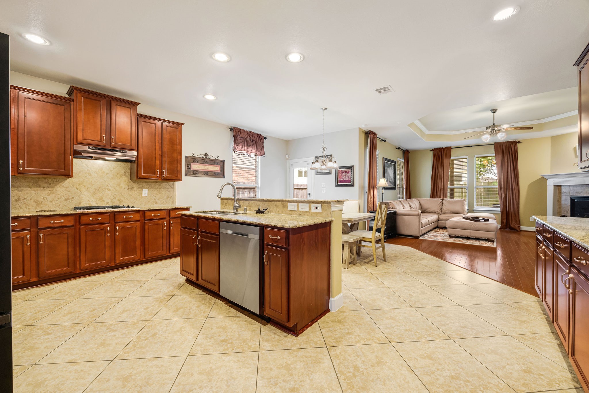 25823 Celtic Terrace Drive Property Photo 16