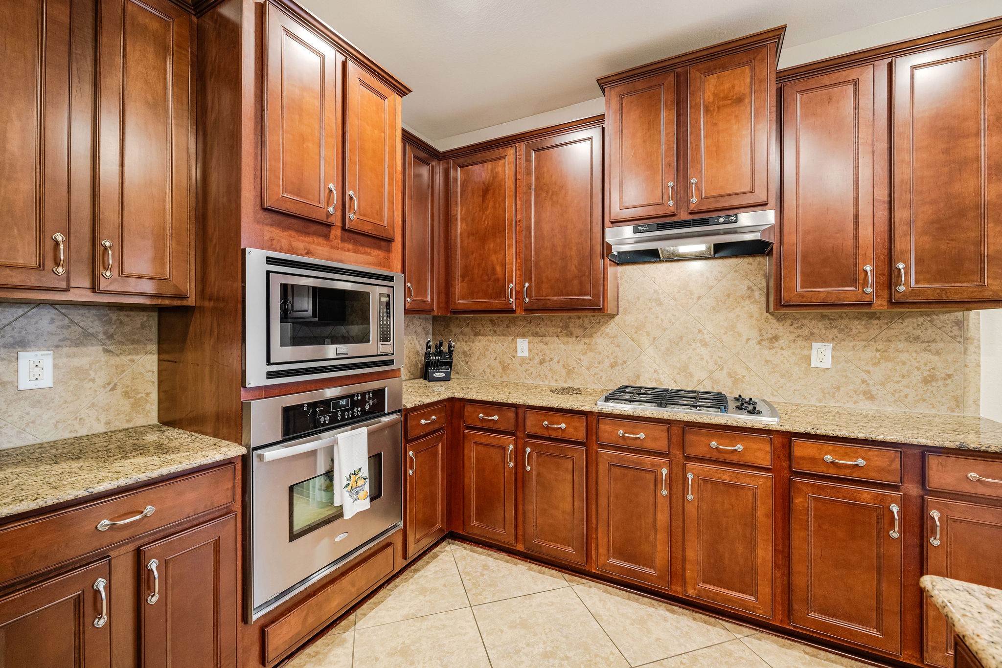 25823 Celtic Terrace Drive Property Photo 19