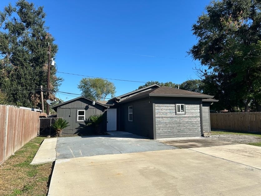14601 Almeece Street Property Photo 1