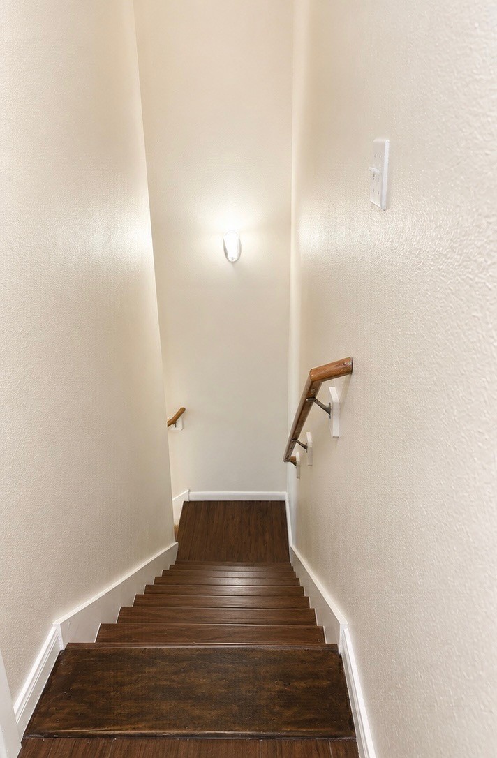 6837 Larkstone Street A Property Photo 8