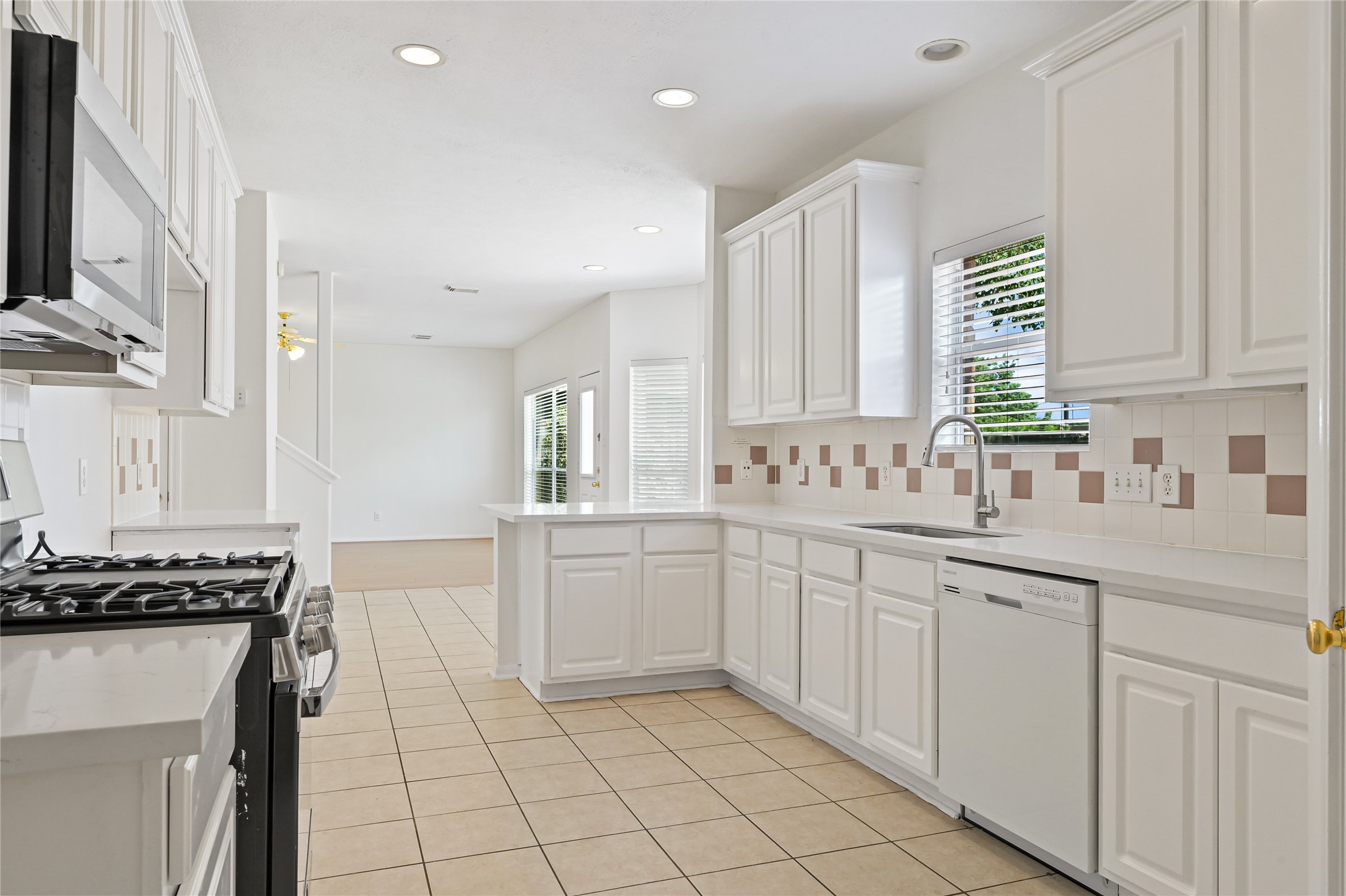 3606 Sheldon Drive Property Photo 16