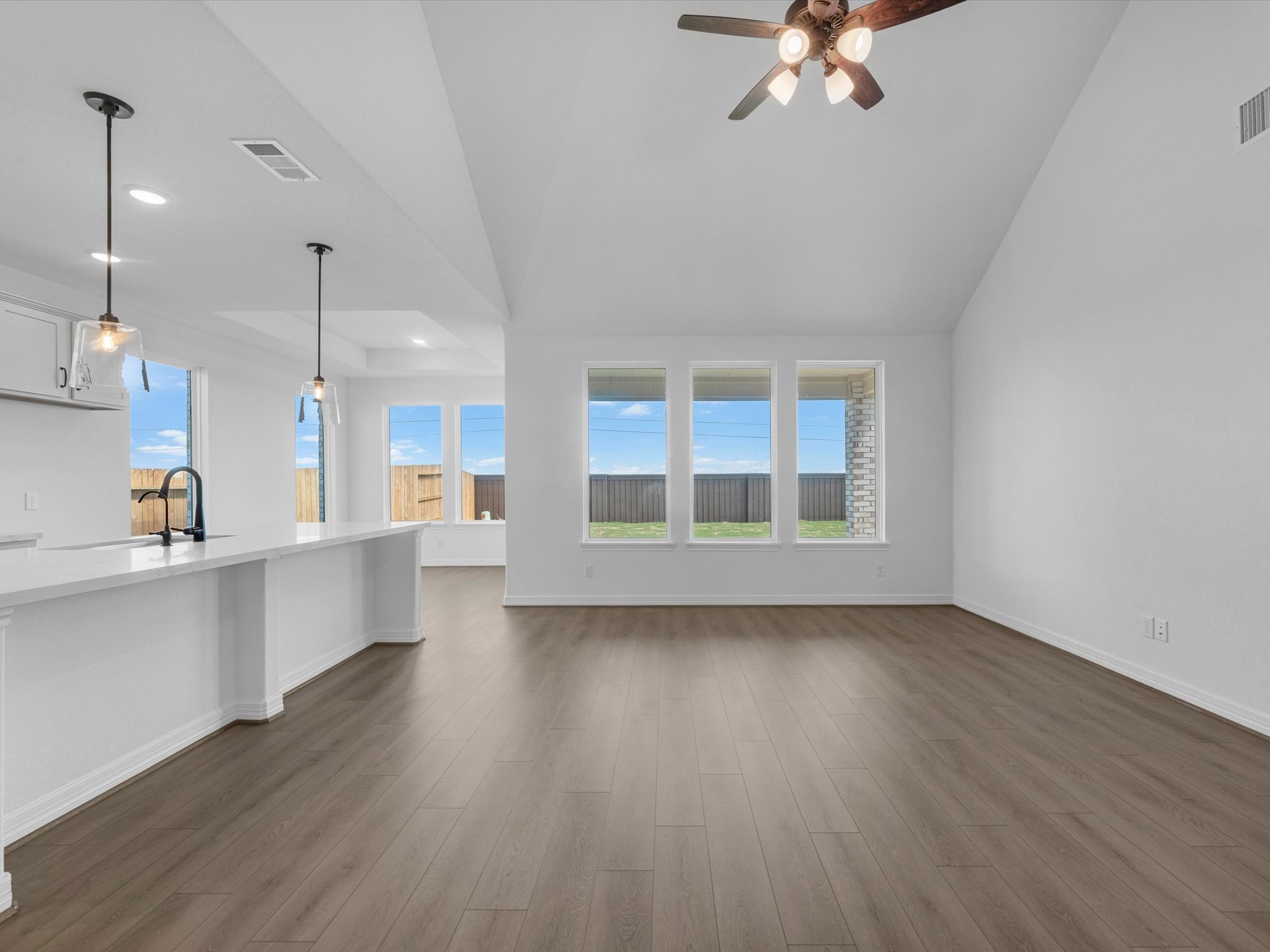 5023 Silk Petal Drive Property Photo 4