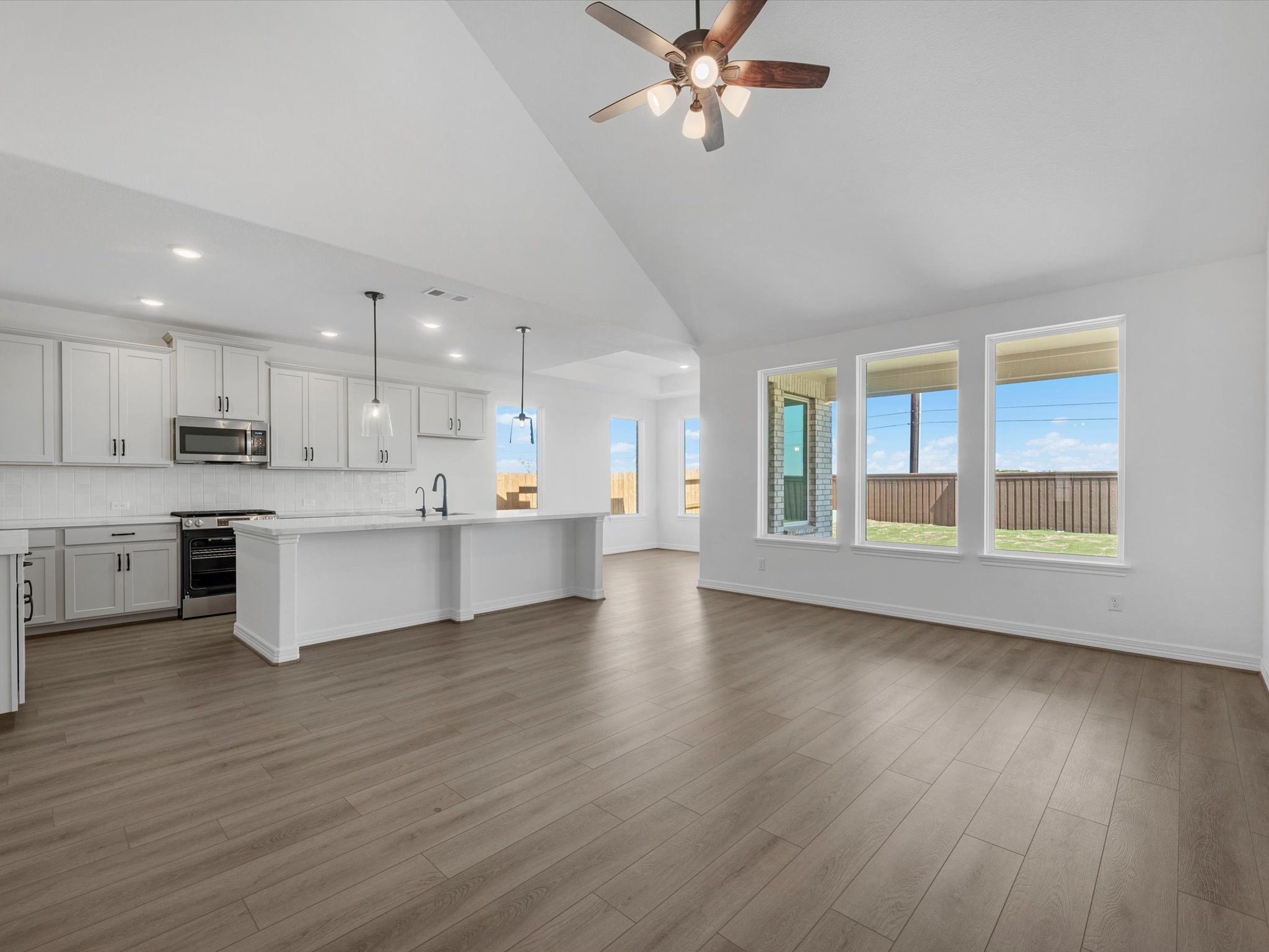 5023 Silk Petal Drive Property Photo 5