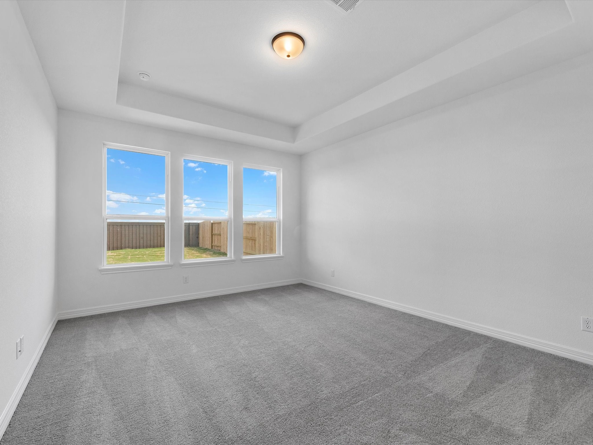 5023 Silk Petal Drive Property Photo 6