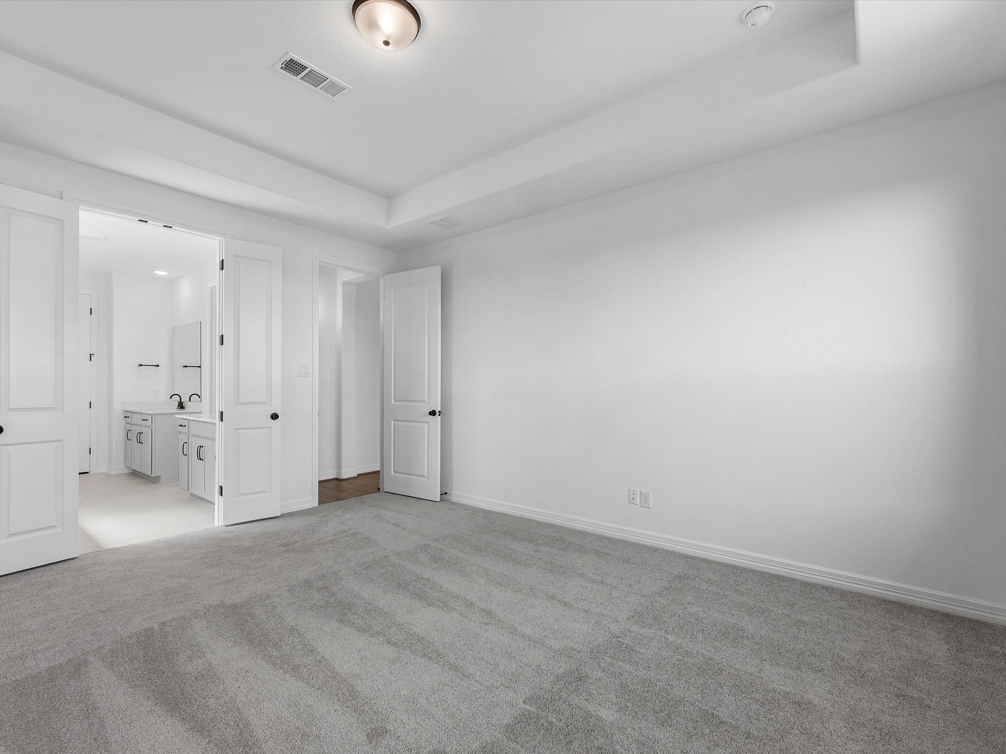 5023 Silk Petal Drive Property Photo 7
