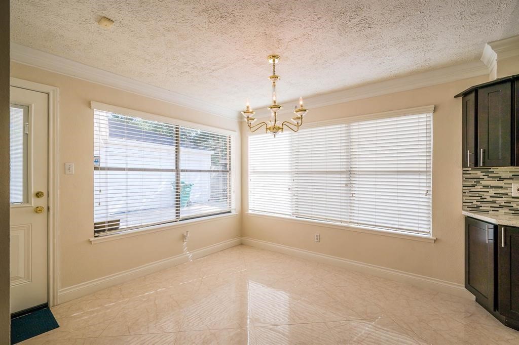 21203 Park Brook Drive Property Photo 9