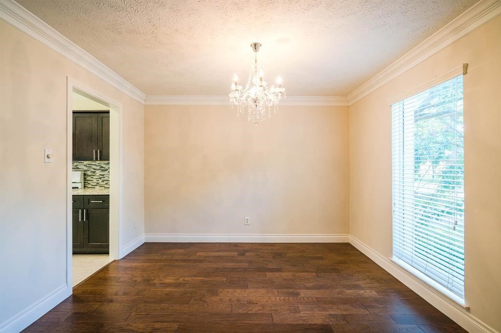 21203 Park Brook Drive Property Photo 11