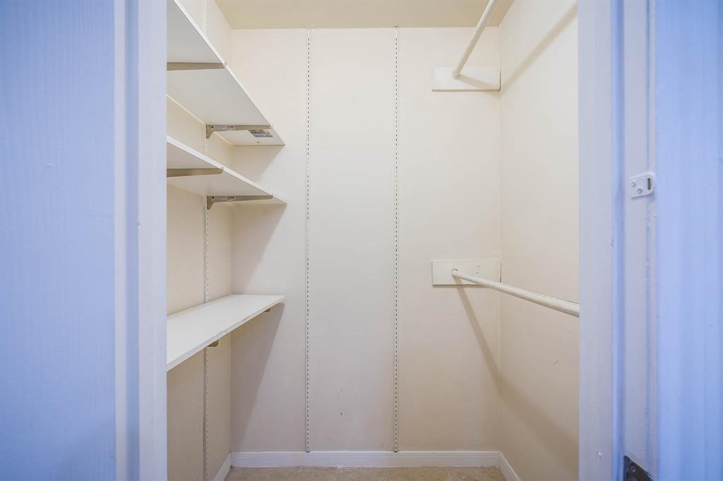 21203 Park Brook Drive Property Photo 22