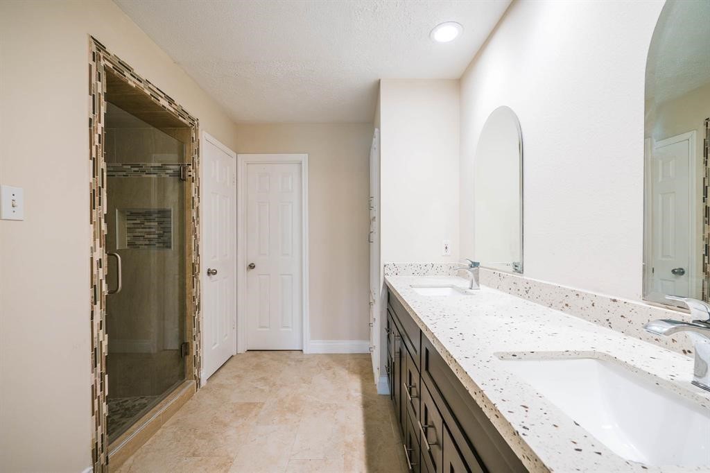 21203 Park Brook Drive Property Photo 25