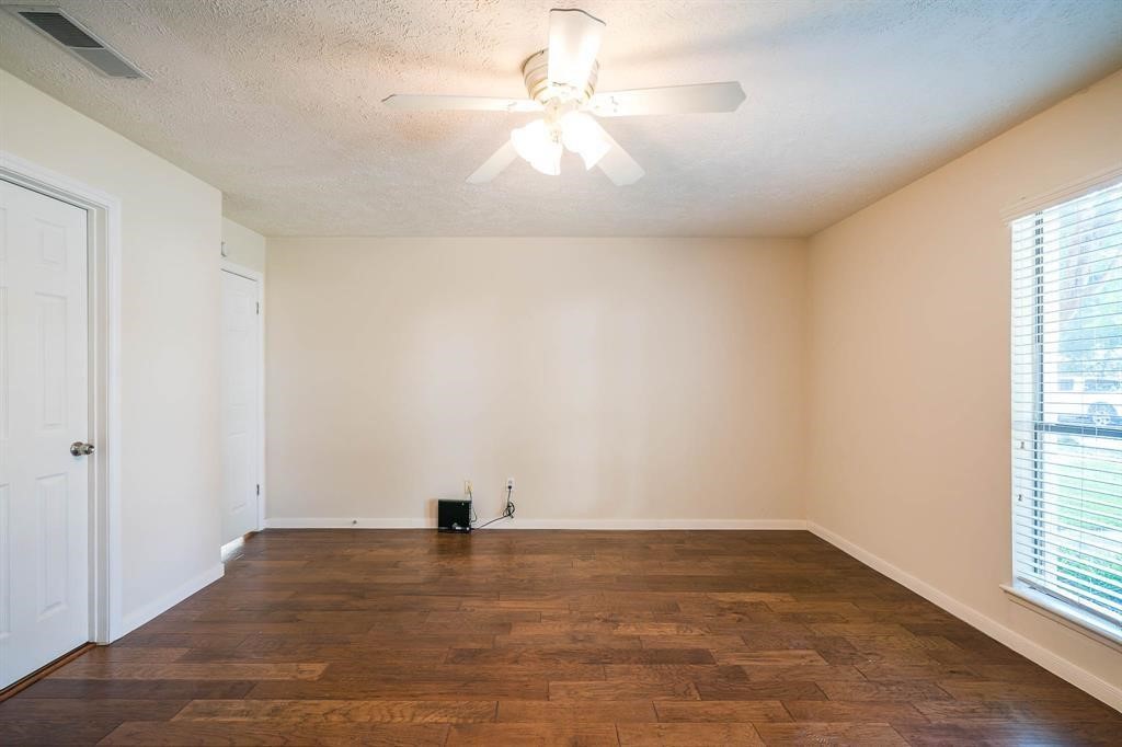 21203 Park Brook Drive Property Photo 28