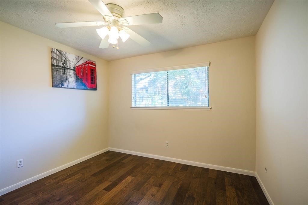 21203 Park Brook Drive Property Photo 32