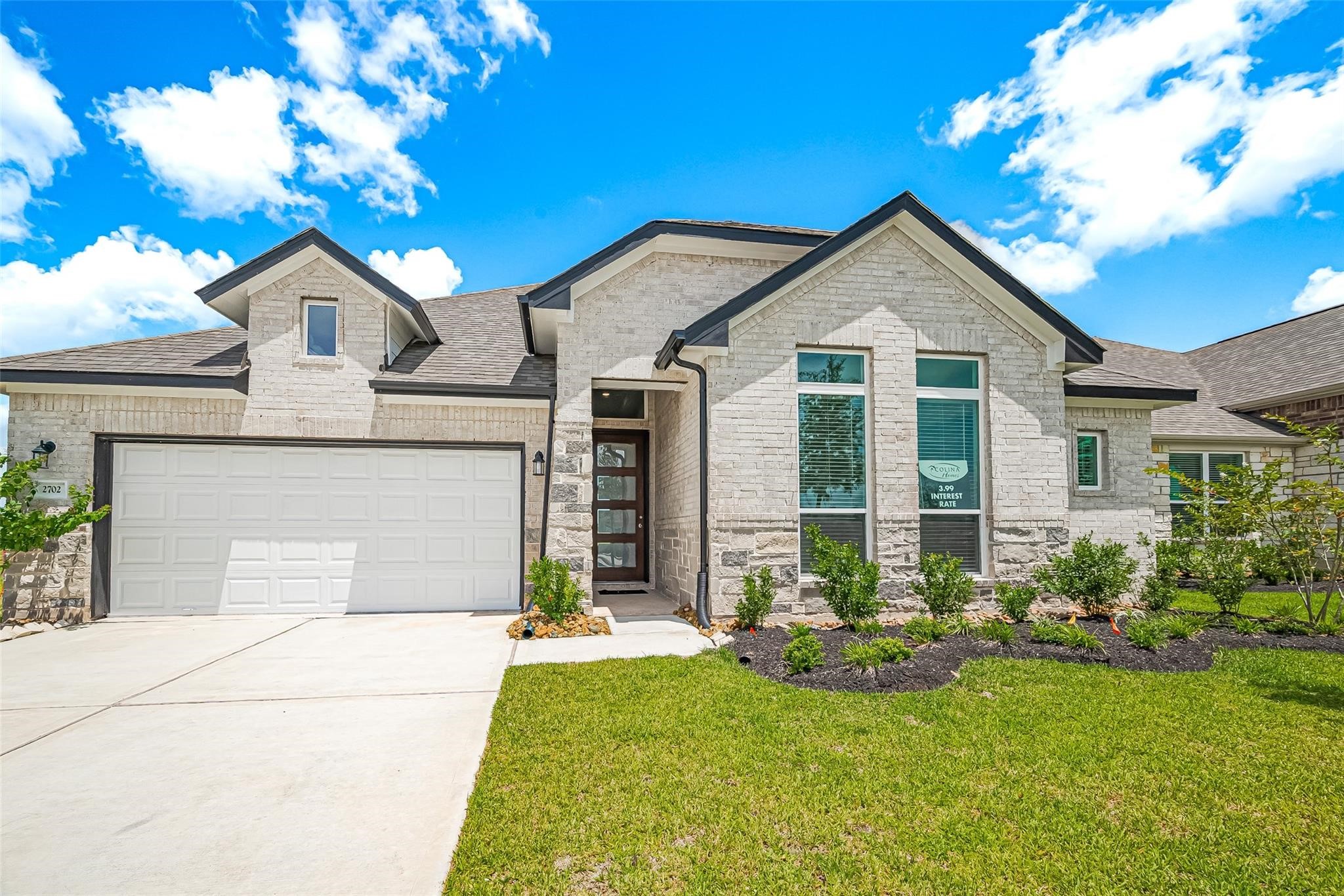 2702 Ballast Green Drive Property Photo 1