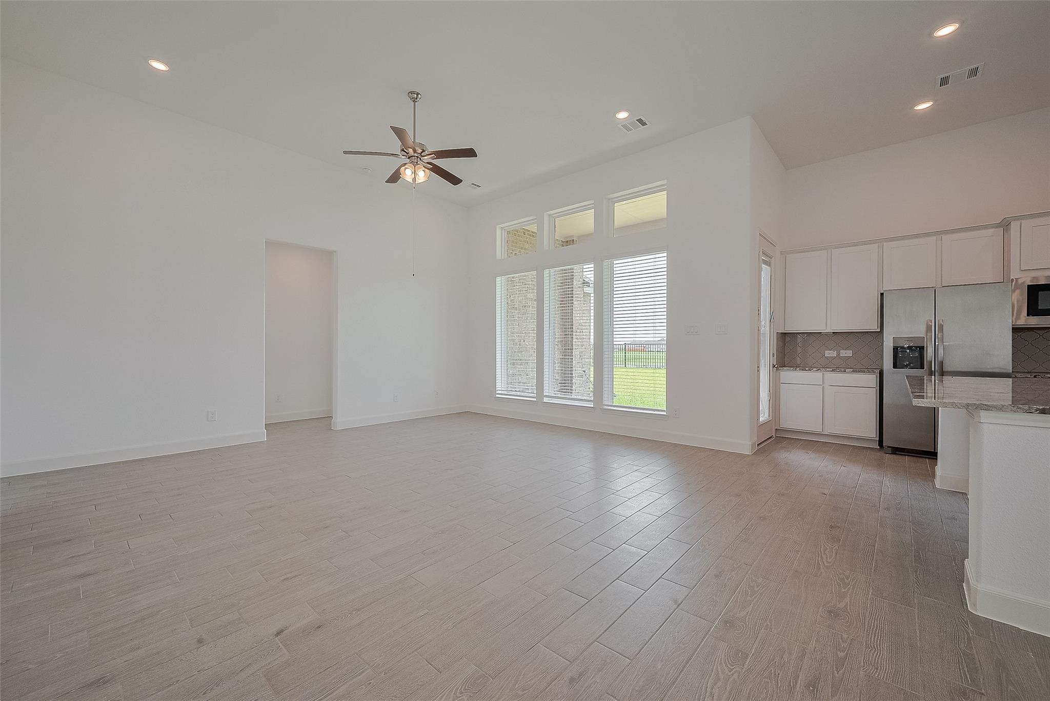 2702 Ballast Green Drive Property Photo 8