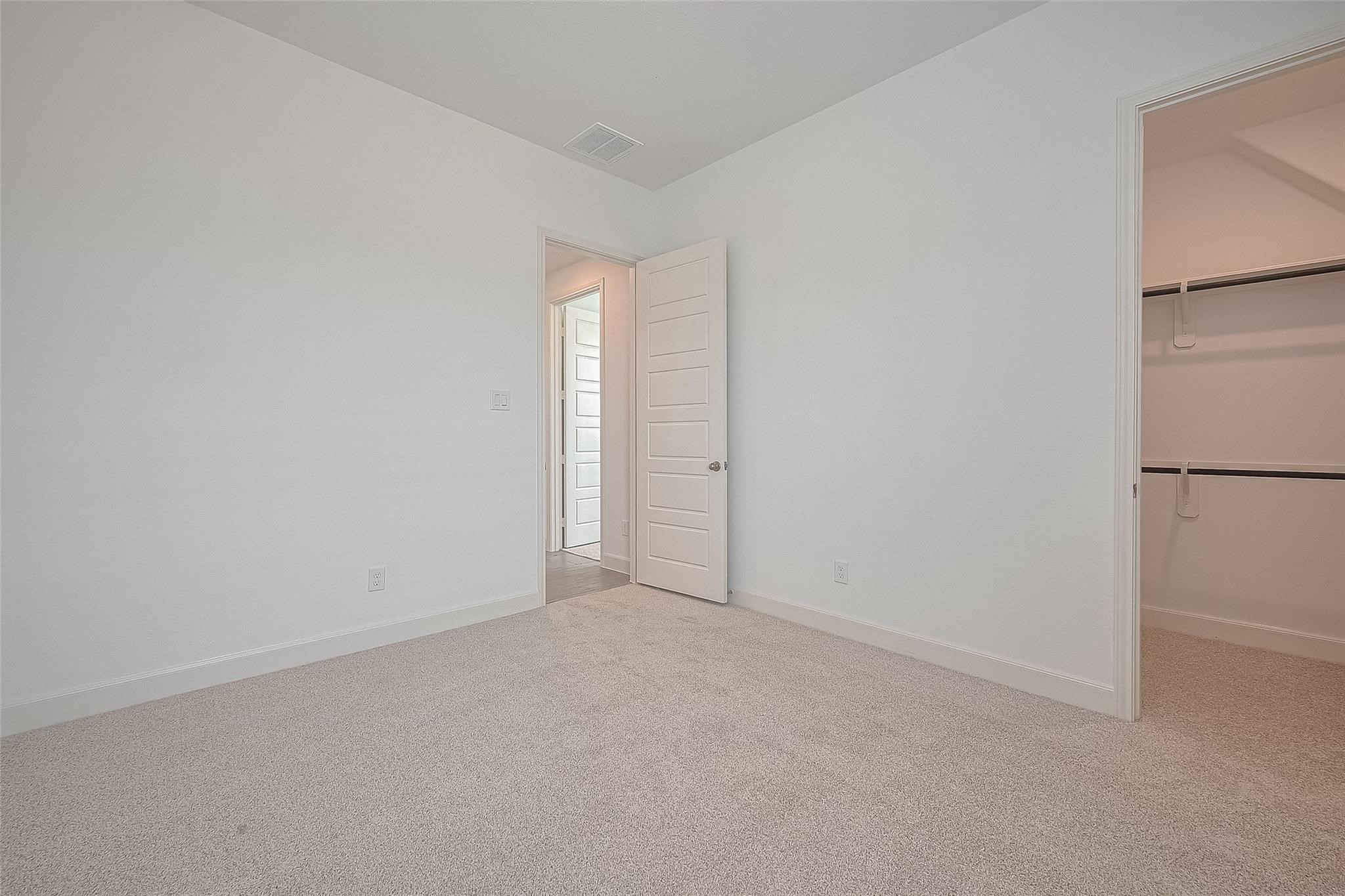 2702 Ballast Green Drive Property Photo 25