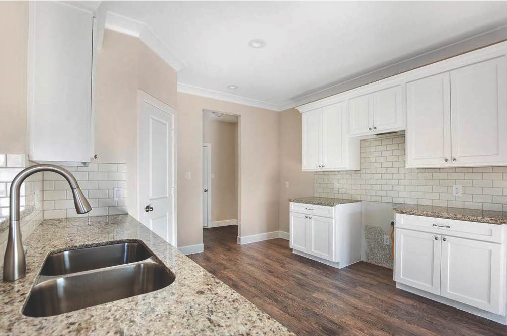 440 Pebble Drive Property Photo 3