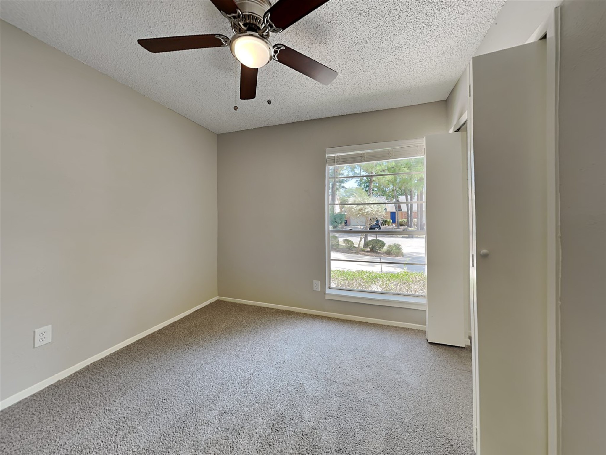 23111 Calico Corners Lane Property Photo 9