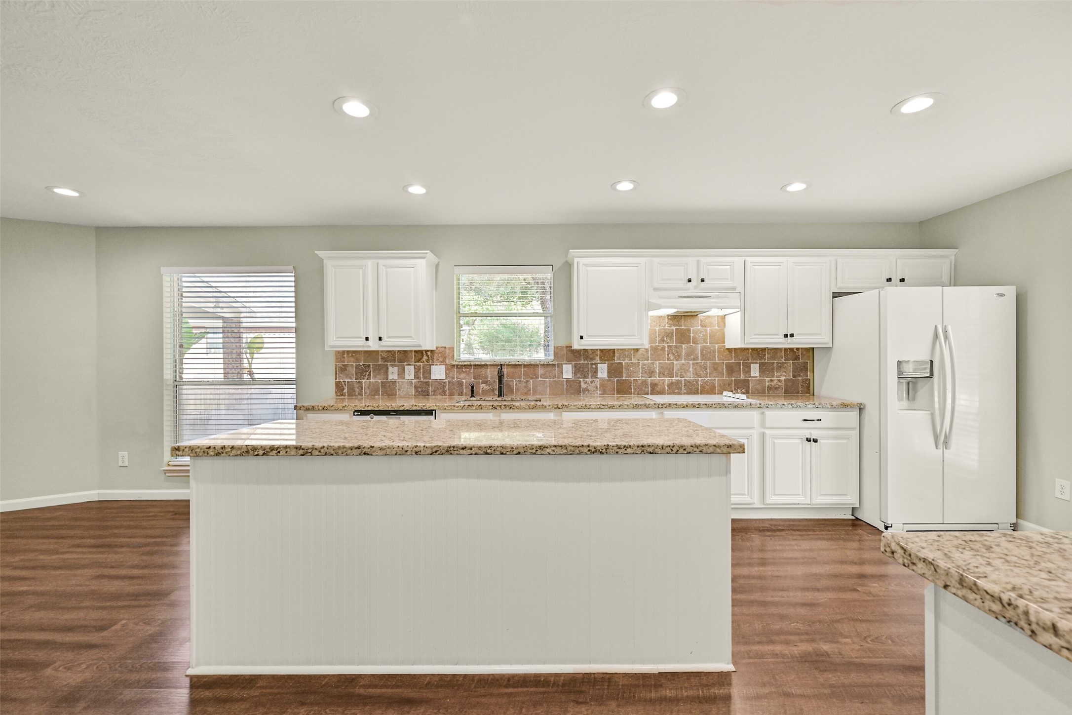 313 Winding Oak Lane S Property Photo 14