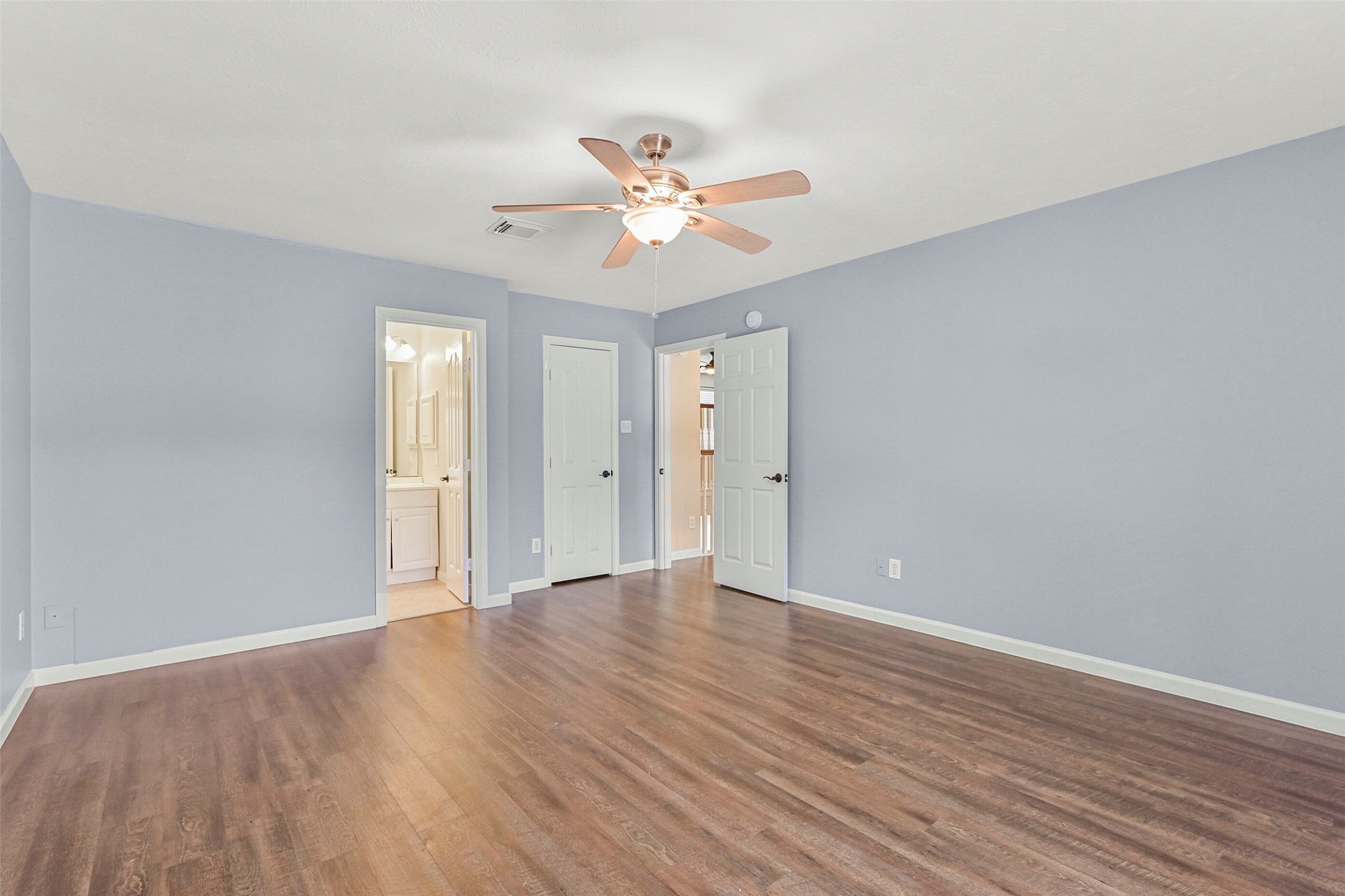 313 Winding Oak Lane S Property Photo 29