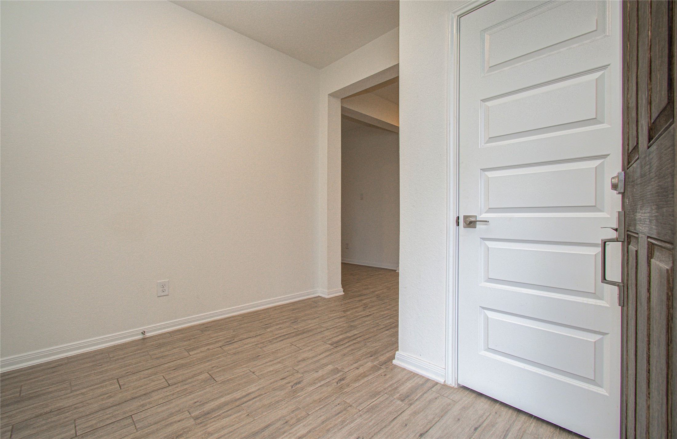 2933 Grand Anse Drive Property Photo 6
