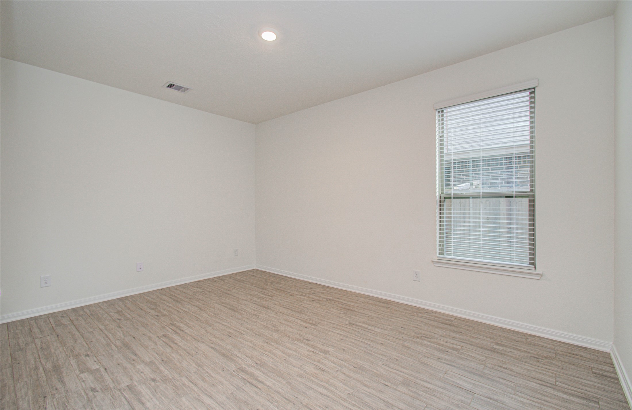 2933 Grand Anse Drive Property Photo 7