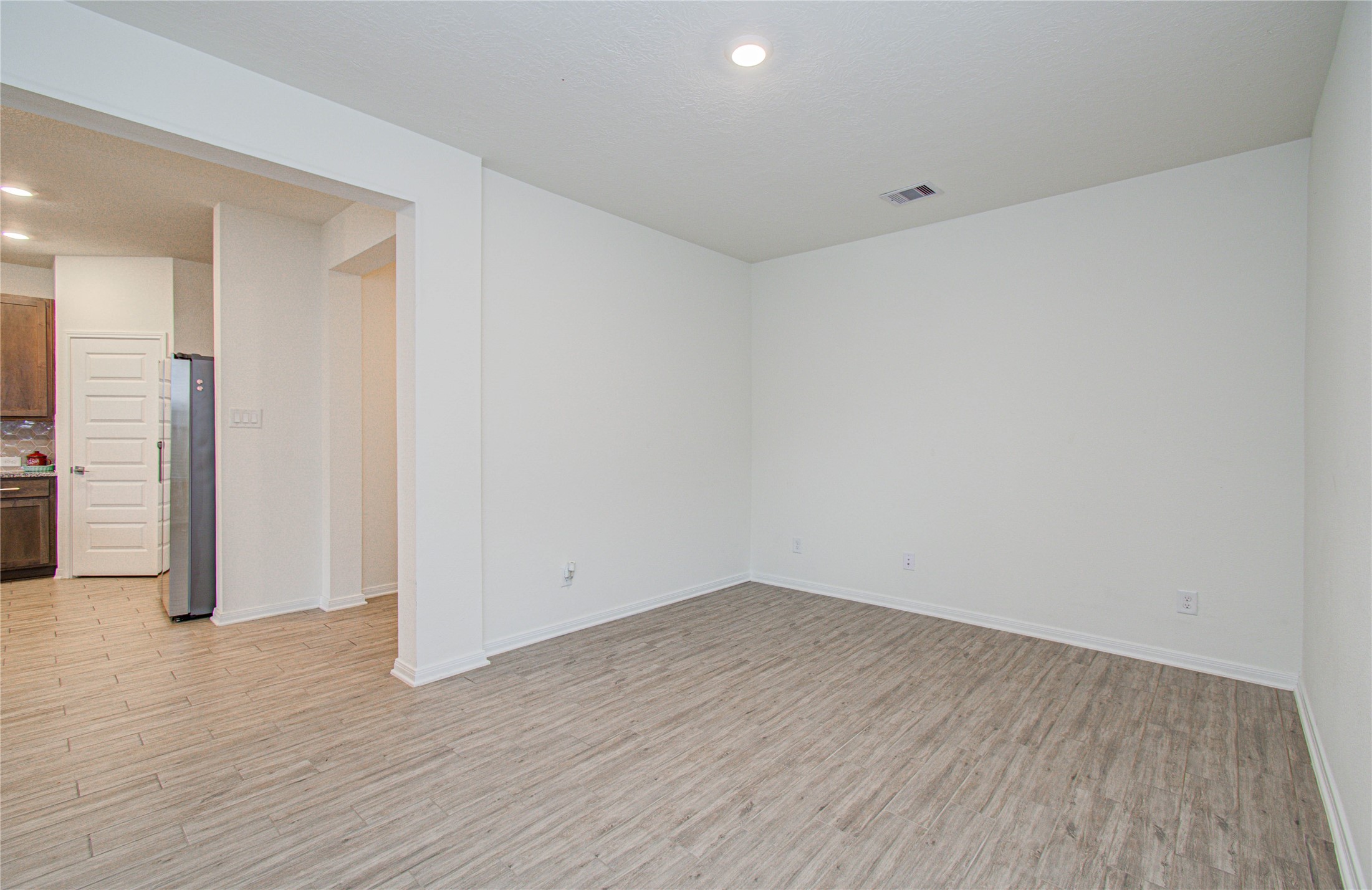 2933 Grand Anse Drive Property Photo 8