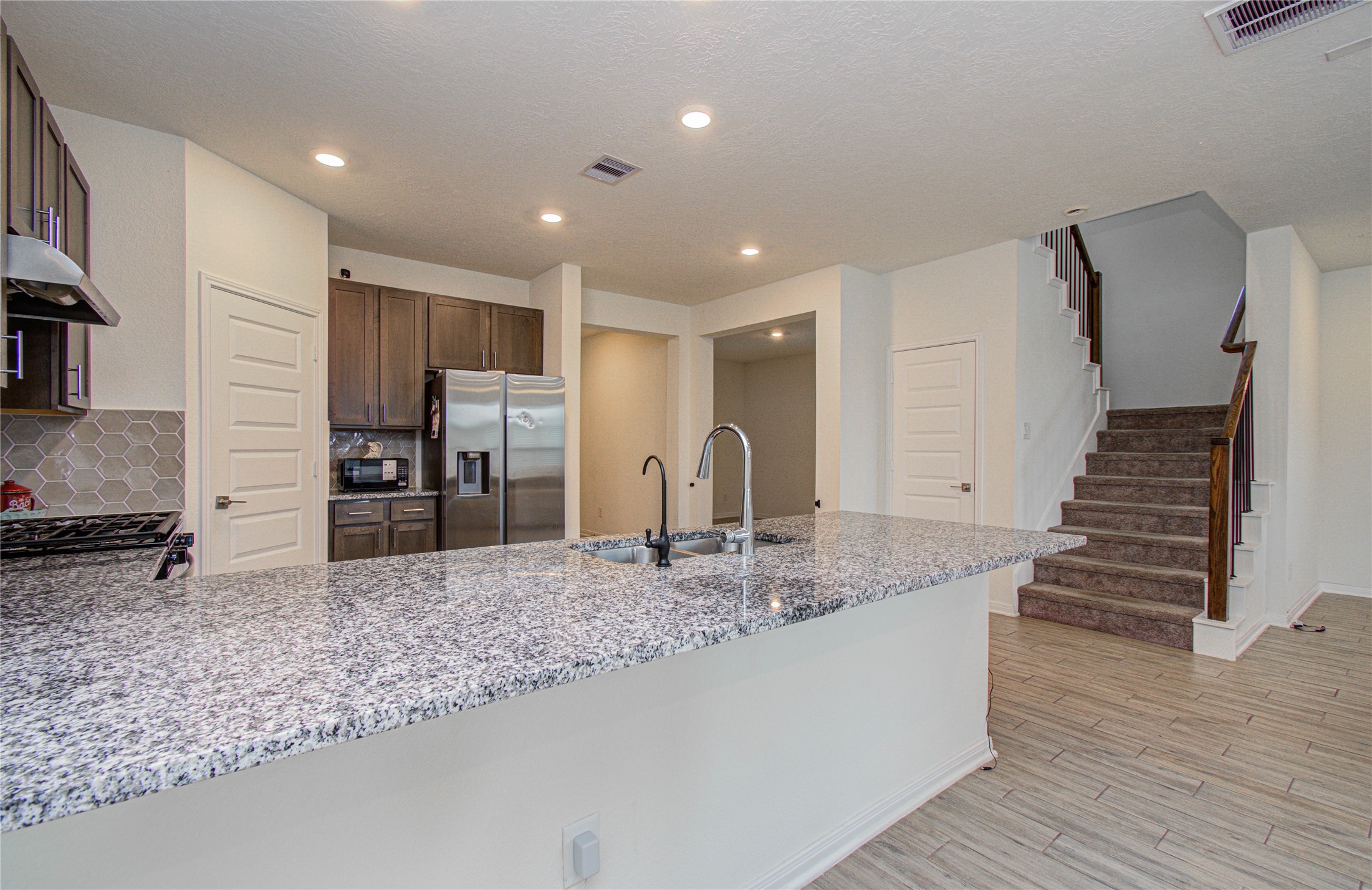 2933 Grand Anse Drive Property Photo 11