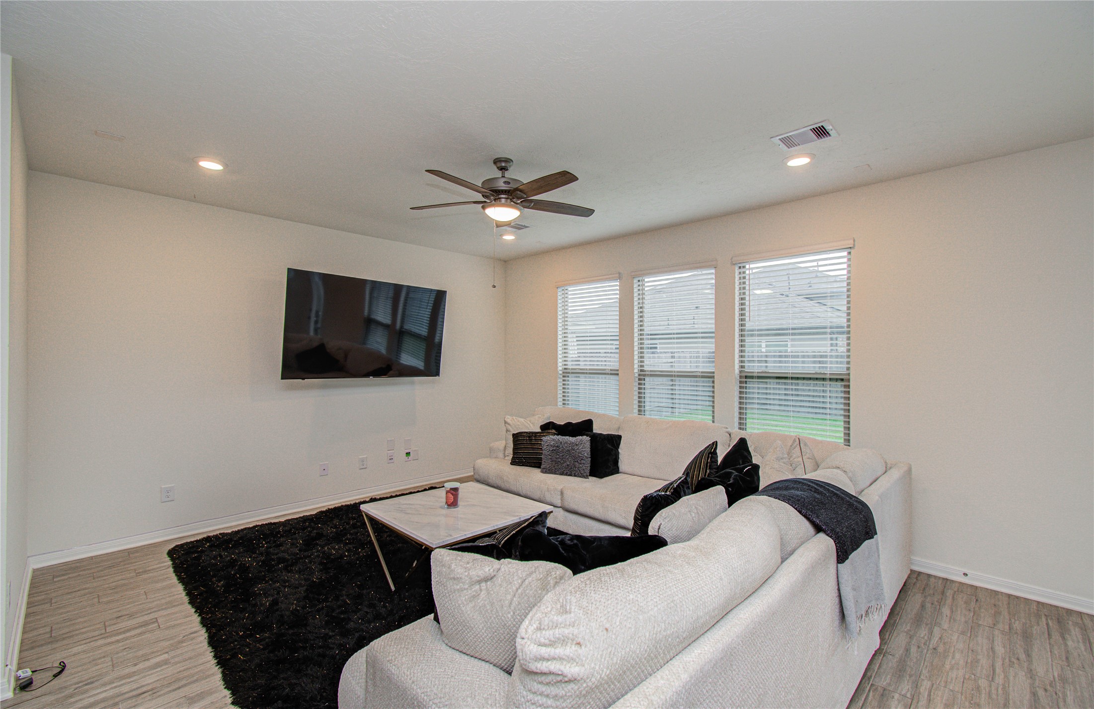 2933 Grand Anse Drive Property Photo 16
