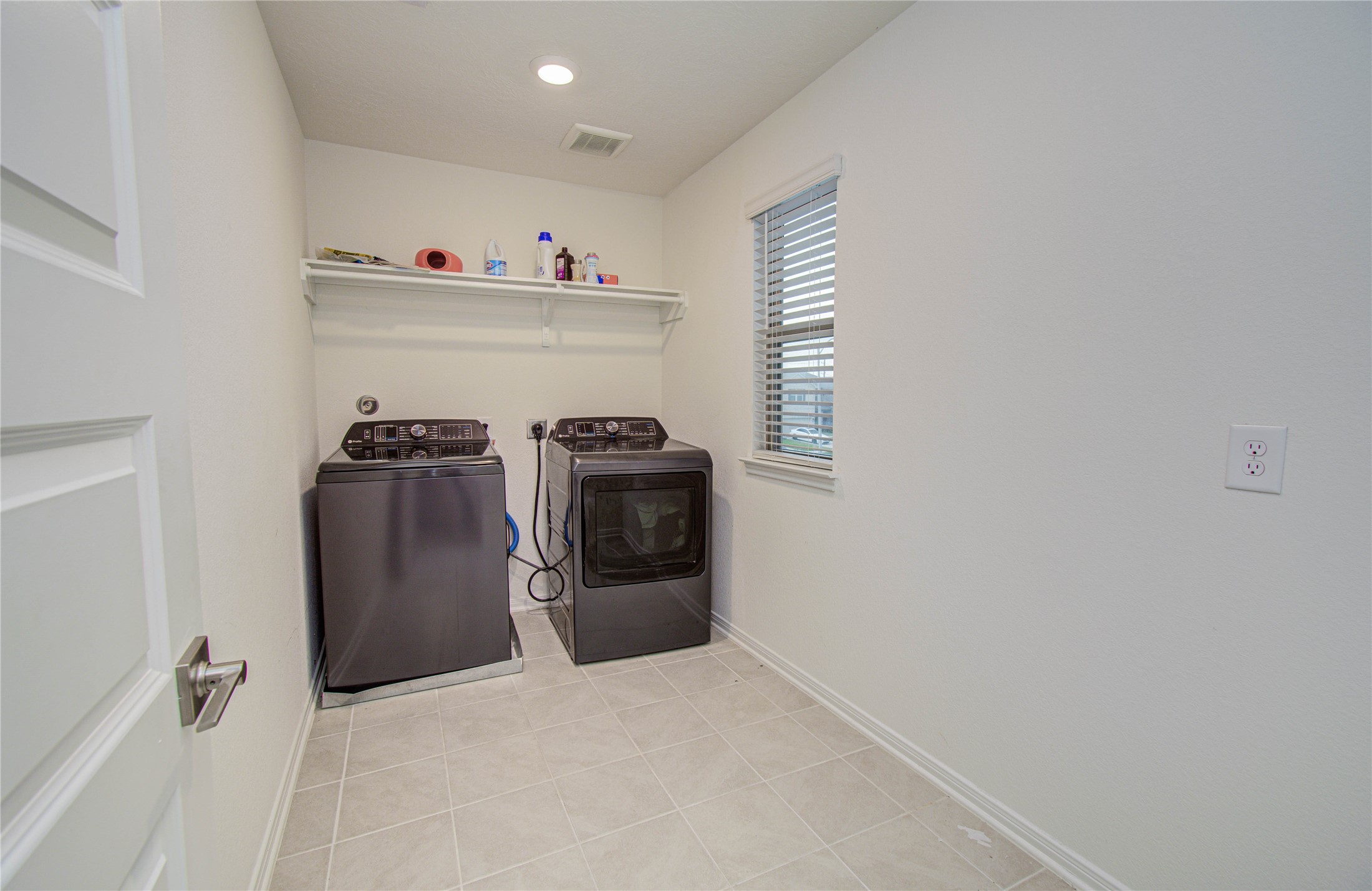 2933 Grand Anse Drive Property Photo 28