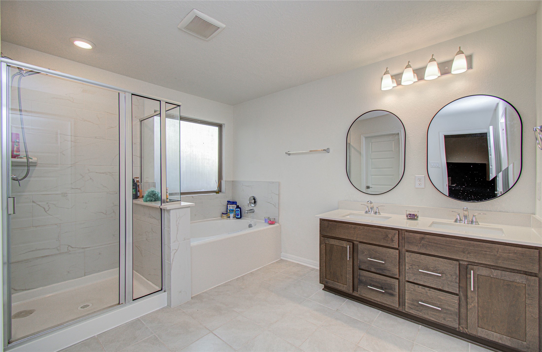 2933 Grand Anse Drive Property Photo 38