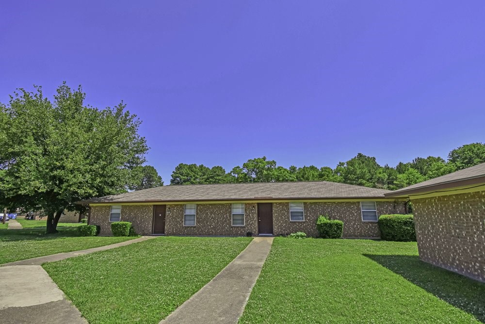 331 N N Longview St Property Photo 4