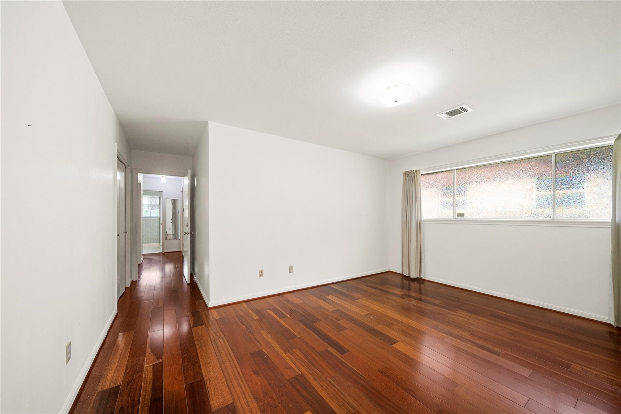 12502 Queensbury Lane Property Photo 14