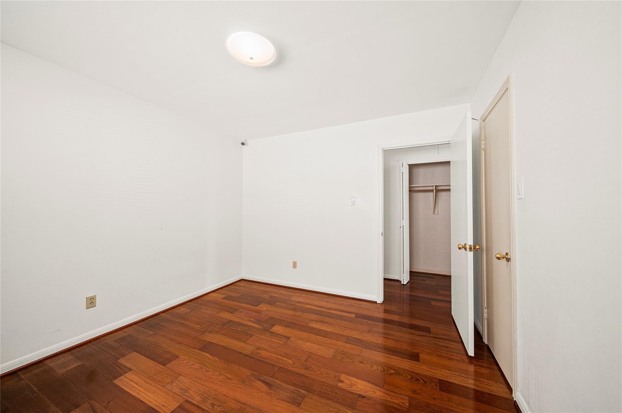 12502 Queensbury Lane Property Photo 17
