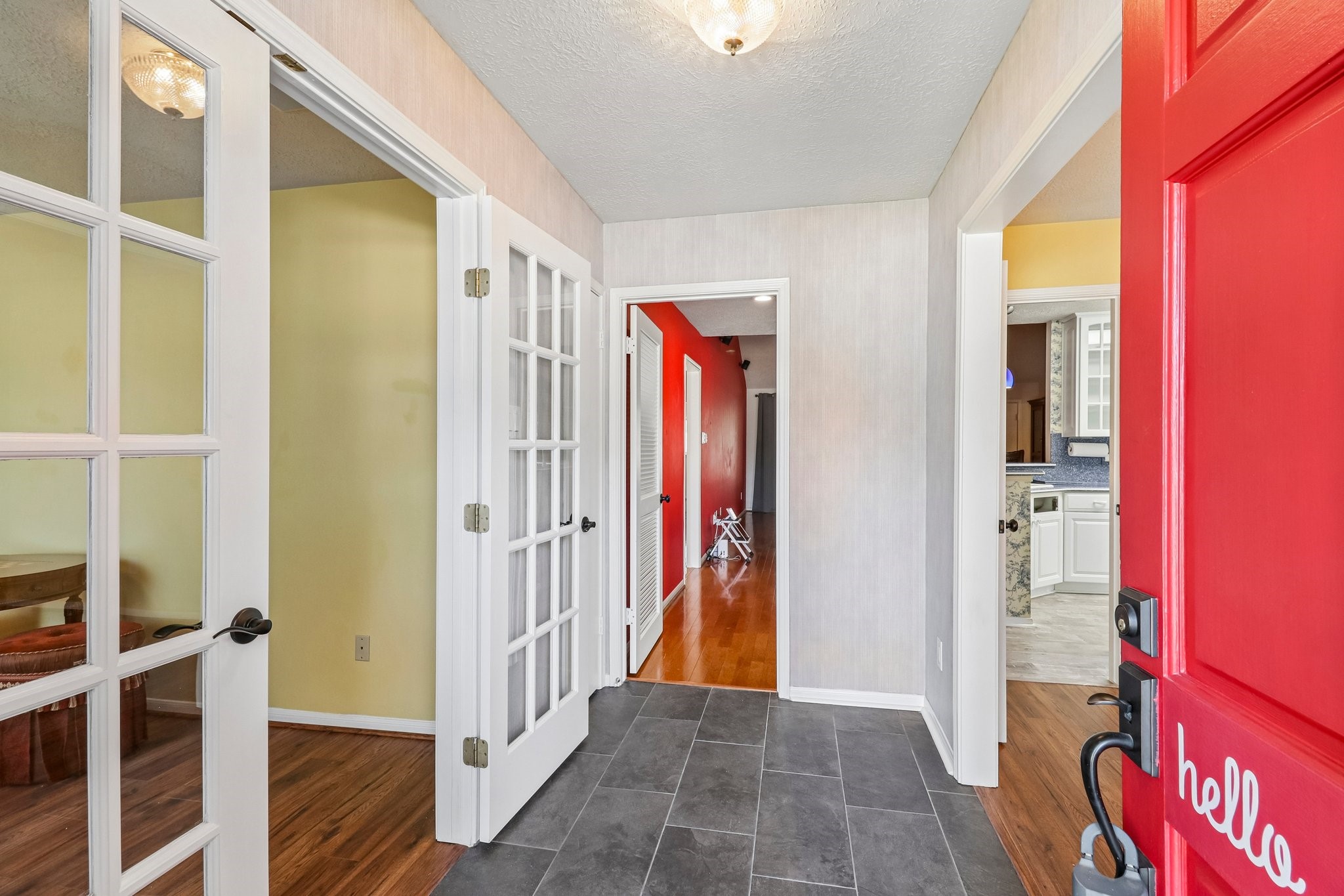 9030 Smokehollow Drive Property Photo 3