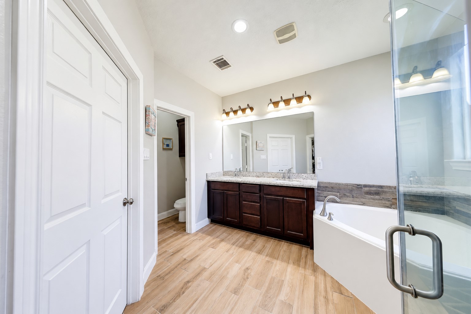 267 Freeman Boulevard Property Photo 15