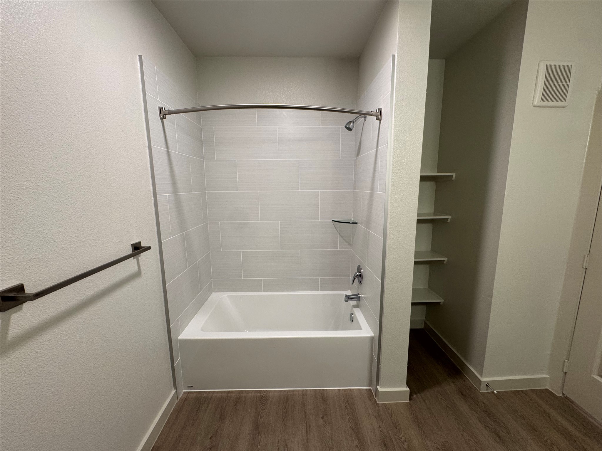 6000 Jones Road 7303 Property Photo 11