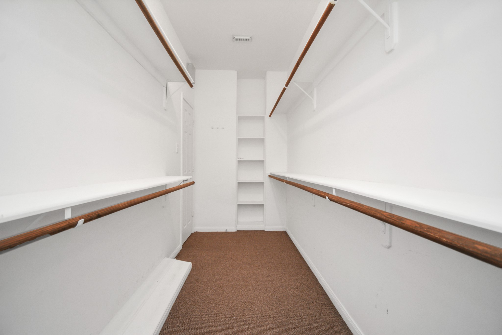 1137 W 24th Street A Property Photo 34