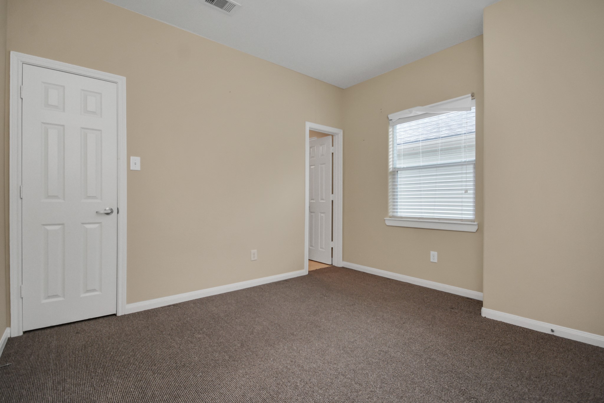 1137 W 24th Street A Property Photo 35