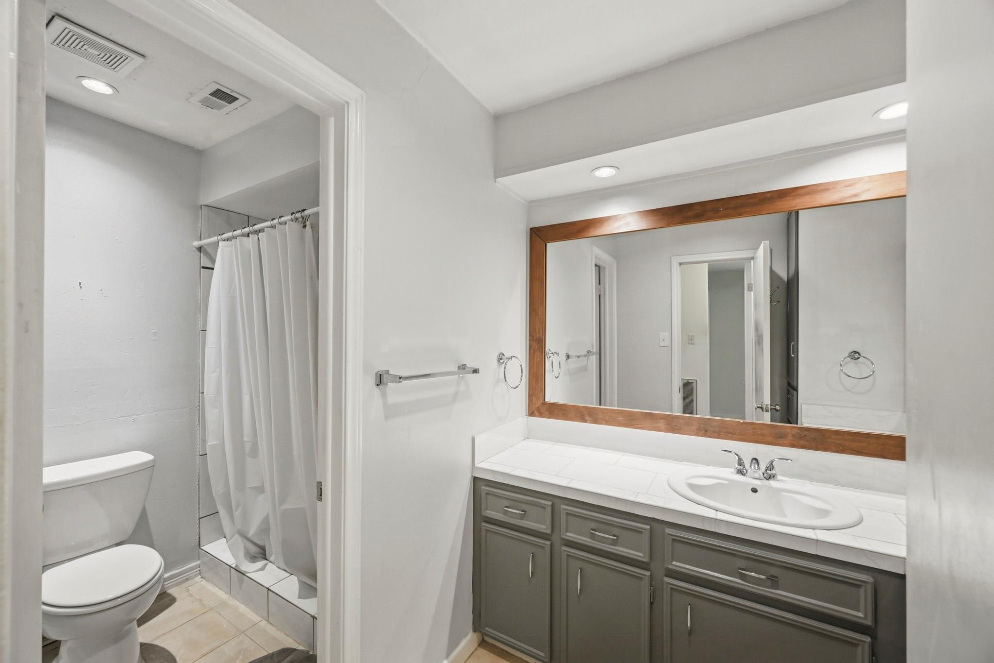 11707 Moltere Drive, Houston Tx 77065 Property Photo 21