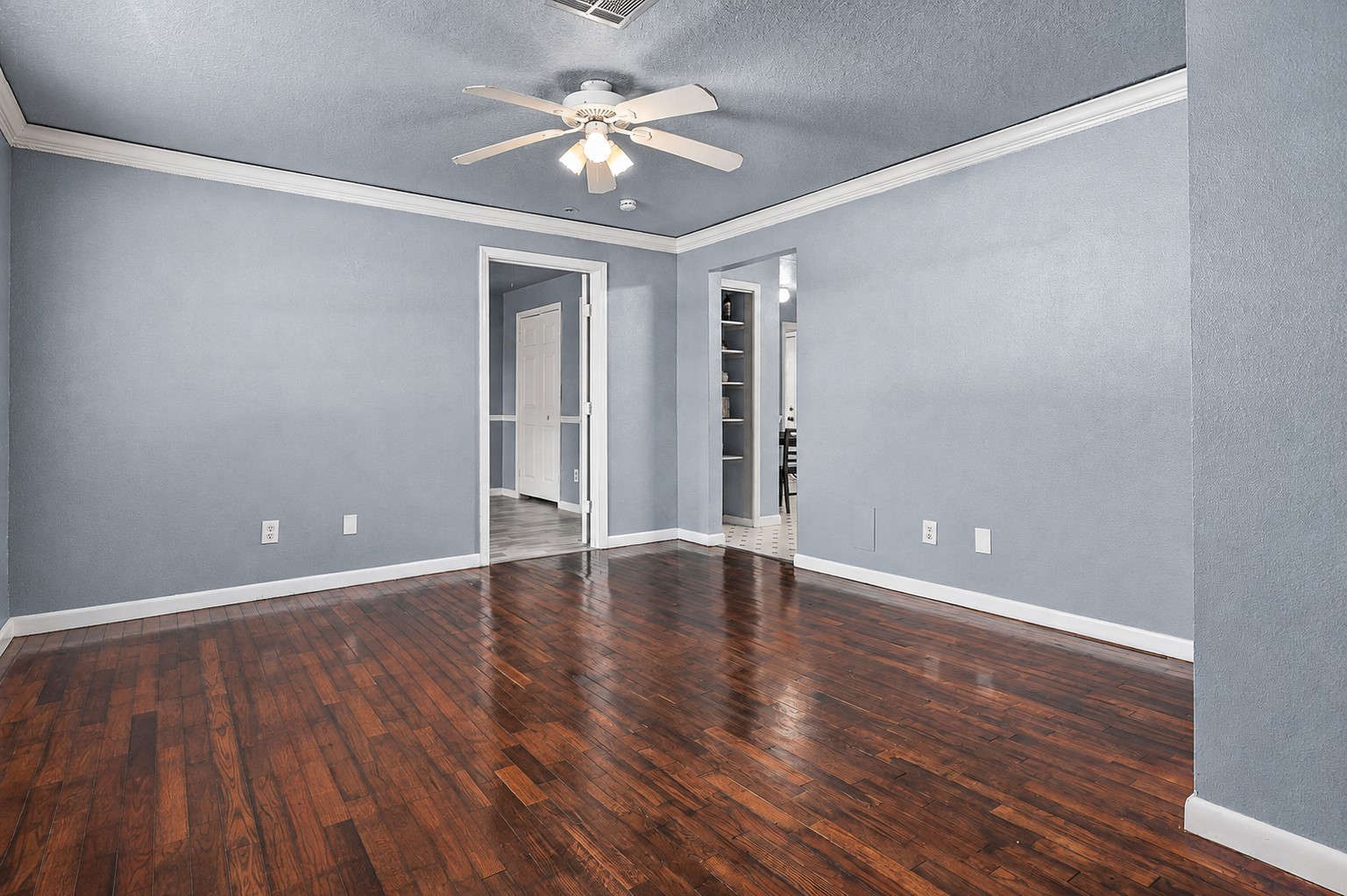 7417 Stephanie Drive Property Photo 2