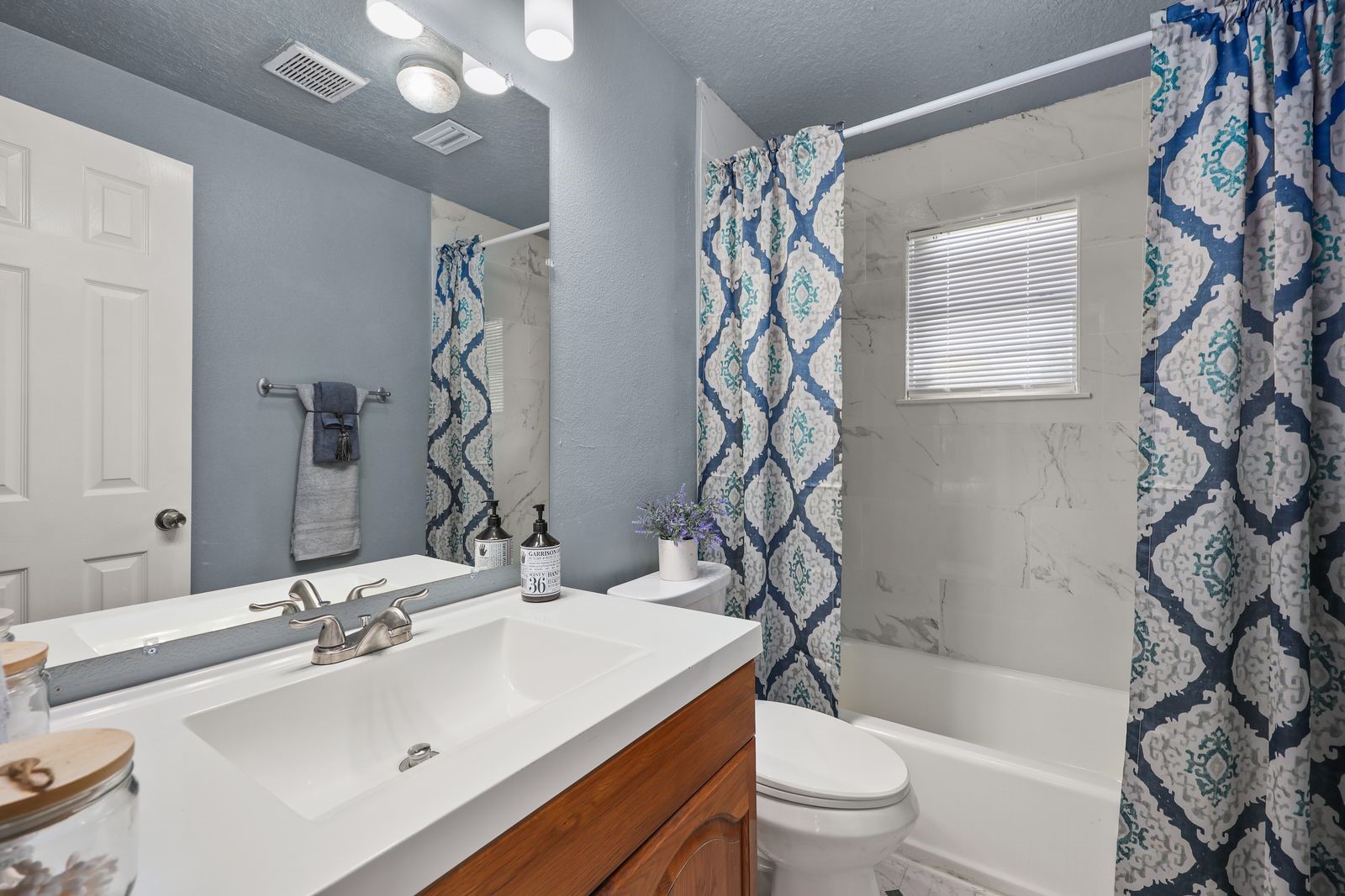 7417 Stephanie Drive Property Photo 11